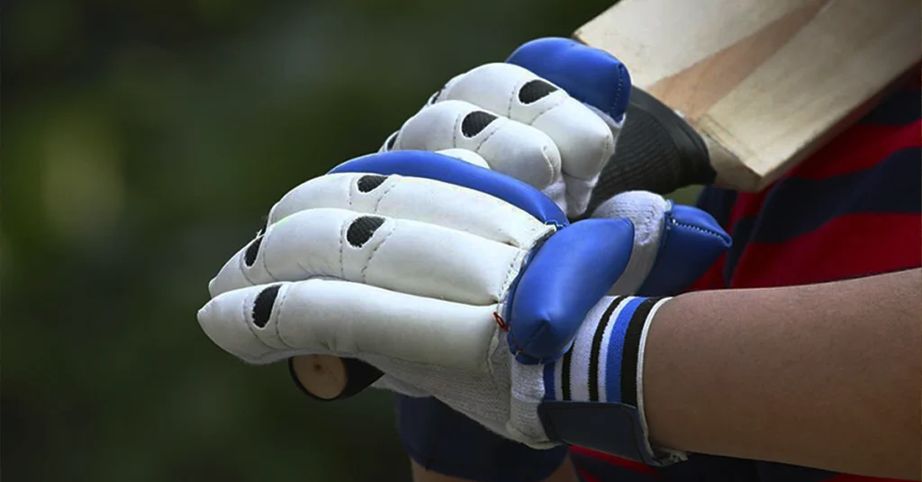 Integrating Inner Gloves into Your Cricket Gear Integrating Inner Gloves into Your Cricket Gear