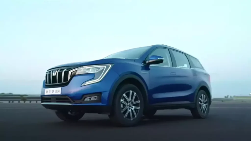 Is Mahindra XUV700 available in all-wheel-drive Is Mahindra XUV700 available in all-wheel-drive