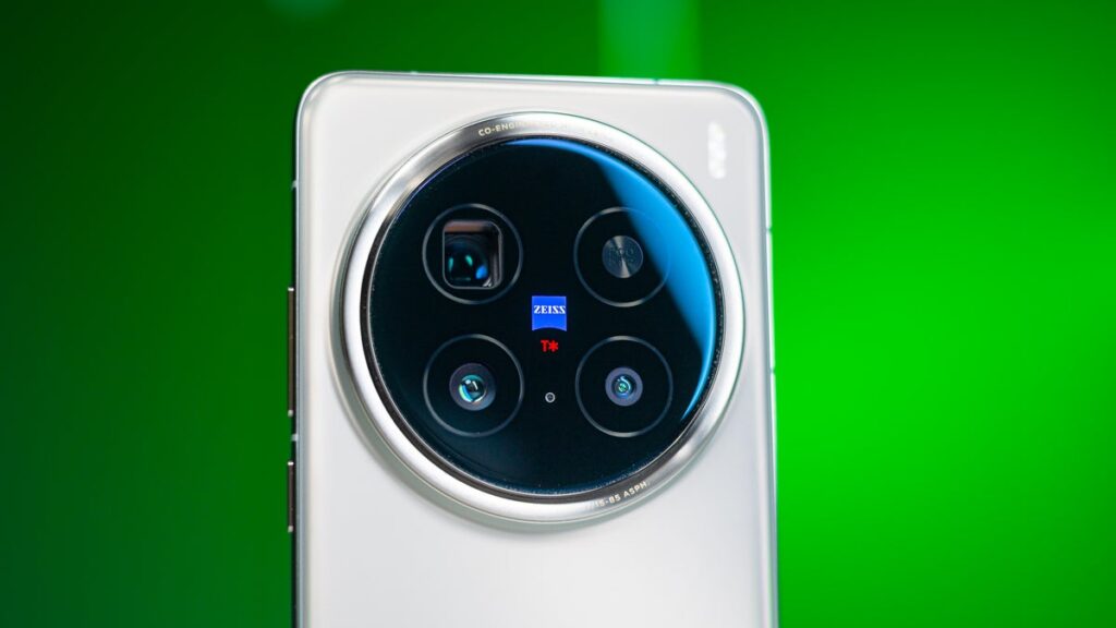 Camera Capabilities: A New Benchmark in Mobile Photography Camera Capabilities: A New Benchmark in Mobile Photography