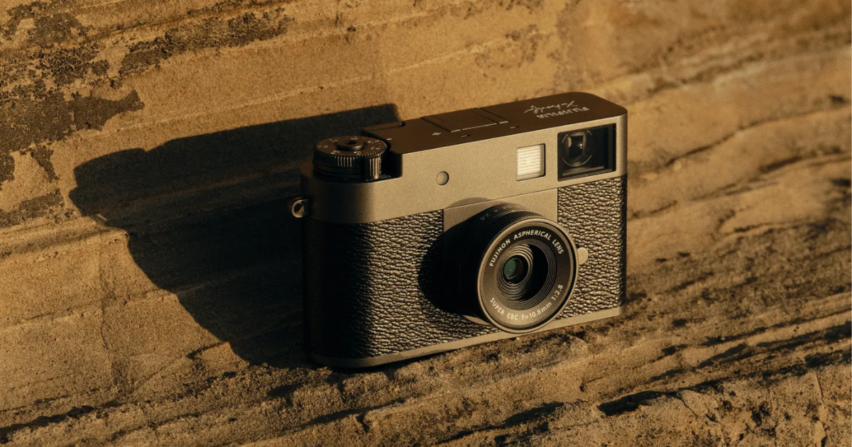 Fujifilm X Half Camera