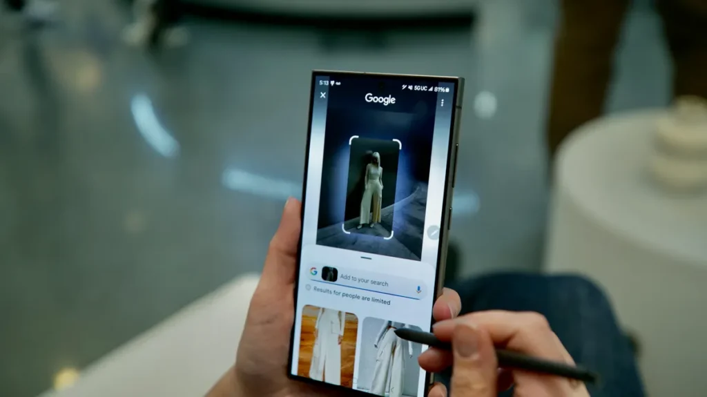 Screen demonstration of Galaxy AI Circle to Search Screen demonstration of Galaxy AI Circle to Search