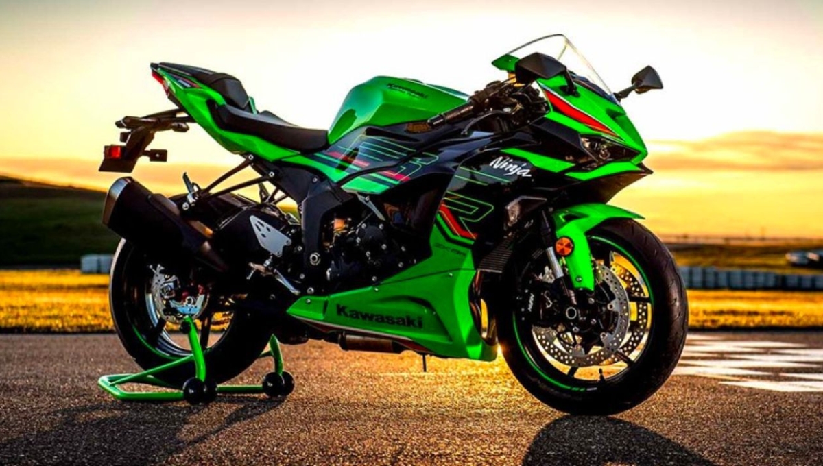 Kawasaki Ninja ZX-6R: Unleash 636cc Power and 250kmph Speed Worth Every Penny