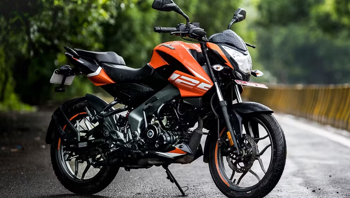 Bajaj Pulsar NS125: at Rs1.05 Lakh Stylish DRLs, Semi-Digital Console and Top-Class Comfort