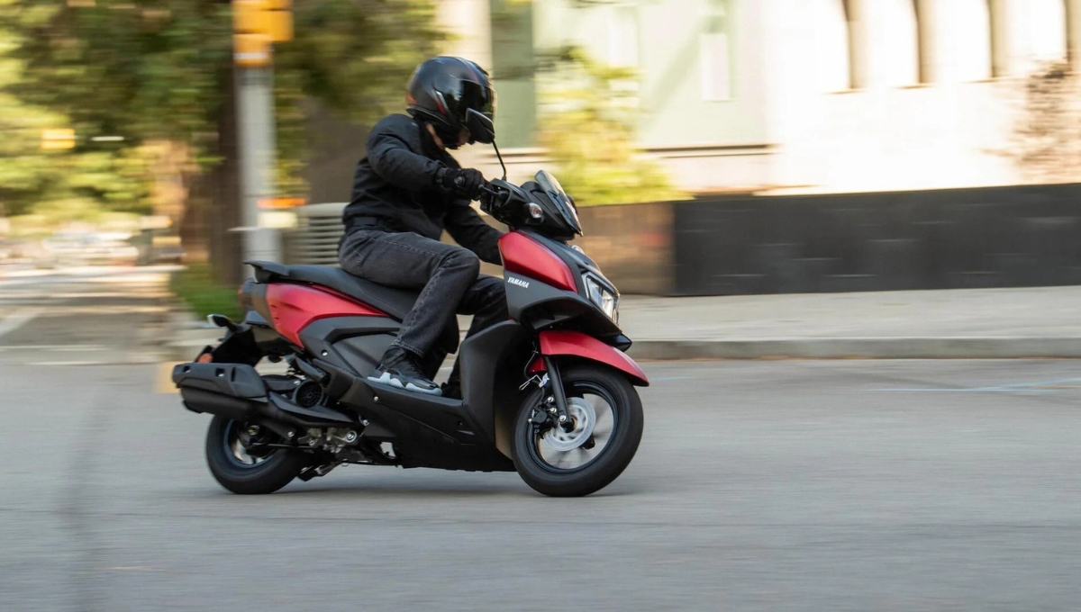 Yamaha Ray ZR 125, with Smart Features and 125cc Power Check Price and Details