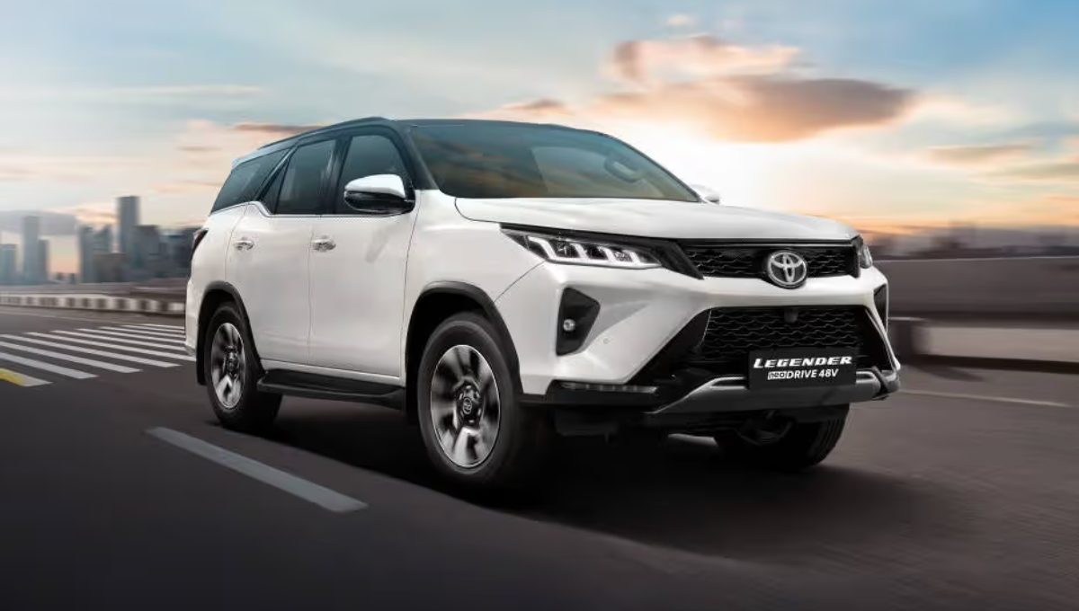 Toyota Fortuner 2025, The Ultimate Rs32.99 Lakh Diesel SUV with Bold Design and 7 Airbags