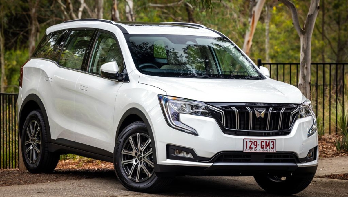 Mahindra XUV700, From Rs14.03 Lakh Premium Features, Stunning Design and Powerful Diesel Engine