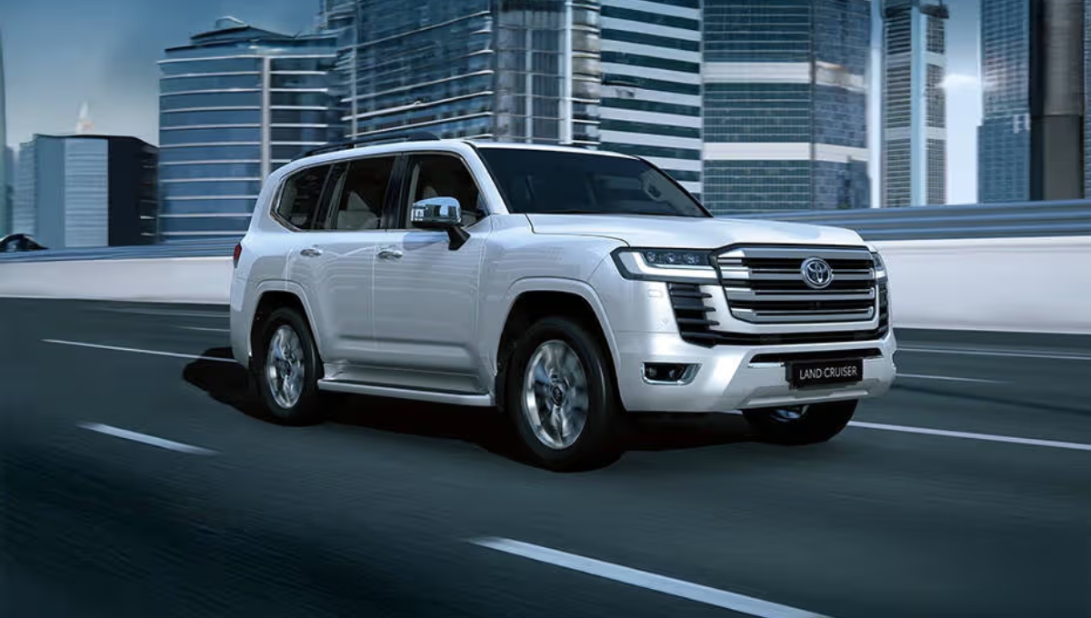 Toyota Land Cruiser 300: A Perfect Blend of Power, Luxury, and Safety at Rs 2.10 Crore