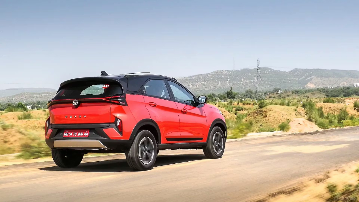 Tata Nexon: Powerful Engine, 5-Star Safety and Premium Features, Price from Rs 8.10 Lakh