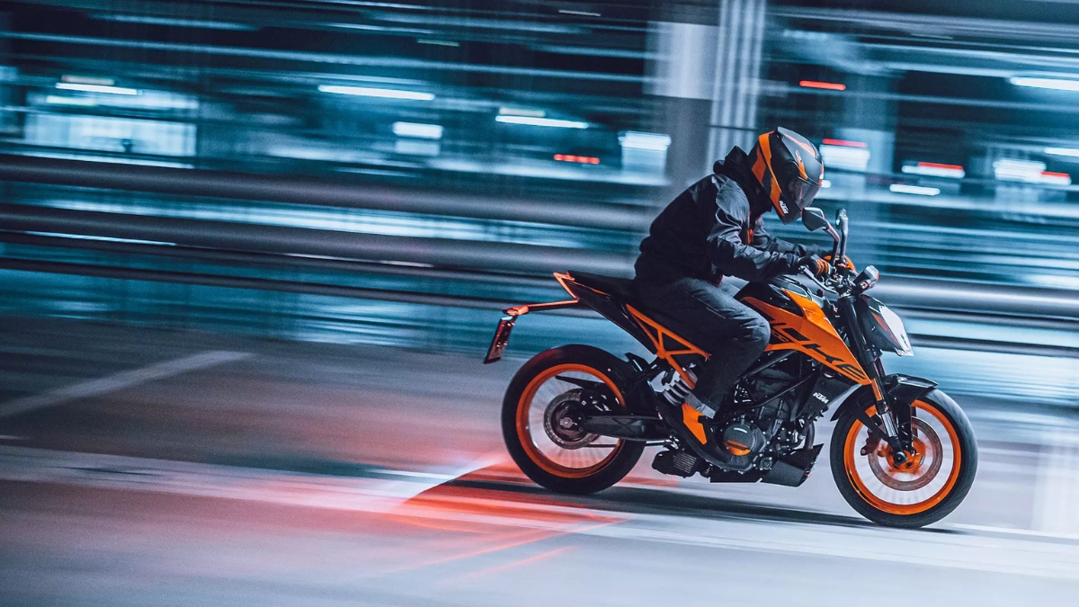 KTM 200 Duke: Powerful Speed, Stylish Design and Advanced Features Price Rs1.96 Lakh