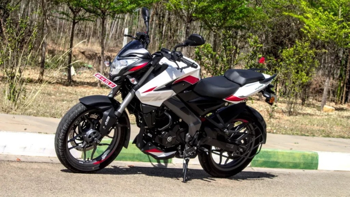 Bajaj Pulsar NS200: 199.5cc Beast with Dual-Channel ABS, Priced at Rs1.57 Lakh