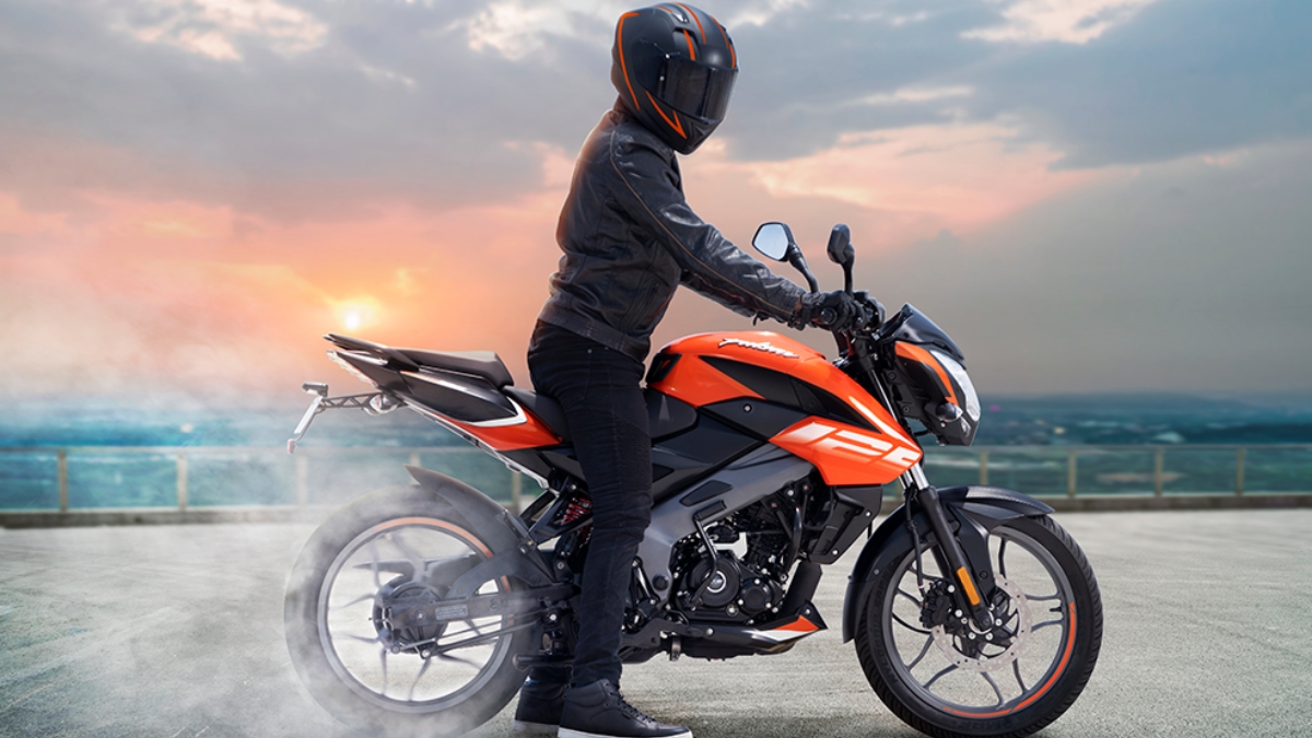 Ride Smart with Bajaj Pulsar NS 125 12PS Power, Bluetooth Features and Price Starting Rs 1.05 Lakh