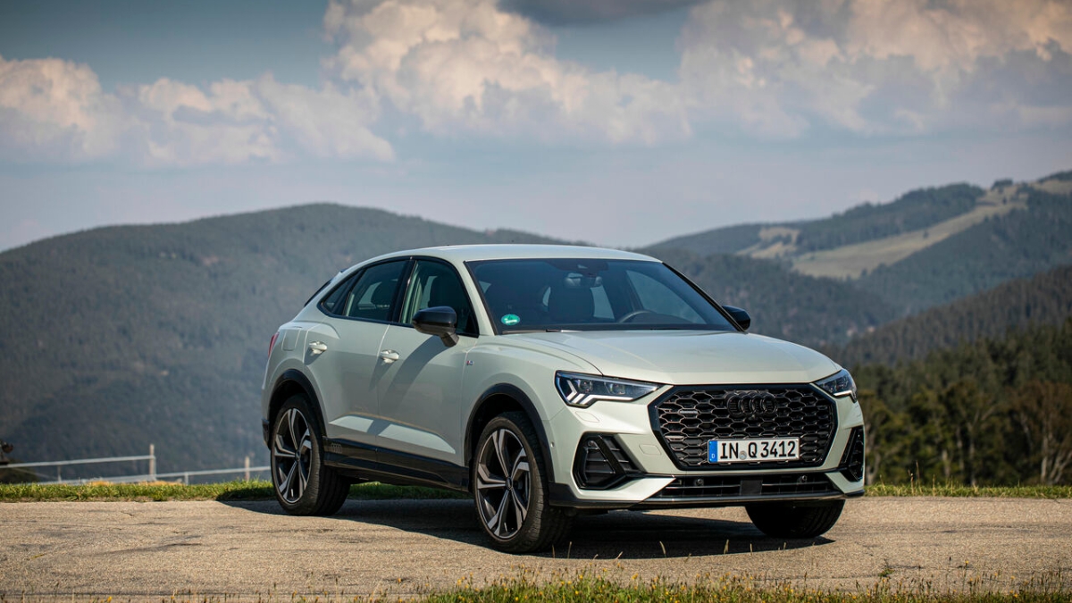 Audi Q3: The Premium SUV with 187BHP Power, Luxe Features and Rs 46 Lakh Starting Price