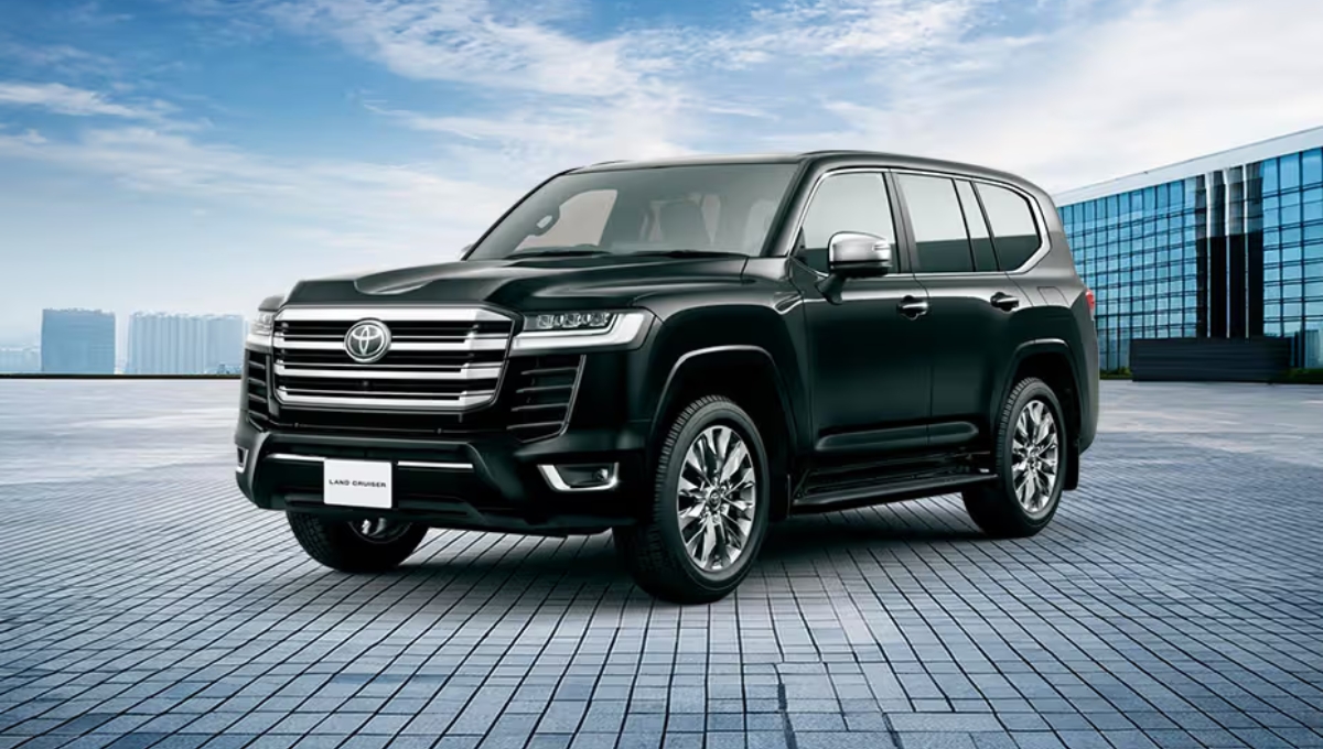 Toyota Land Cruiser 300: A Perfect Blend of Power, Luxury, and Safety at Rs 2.10 Crore