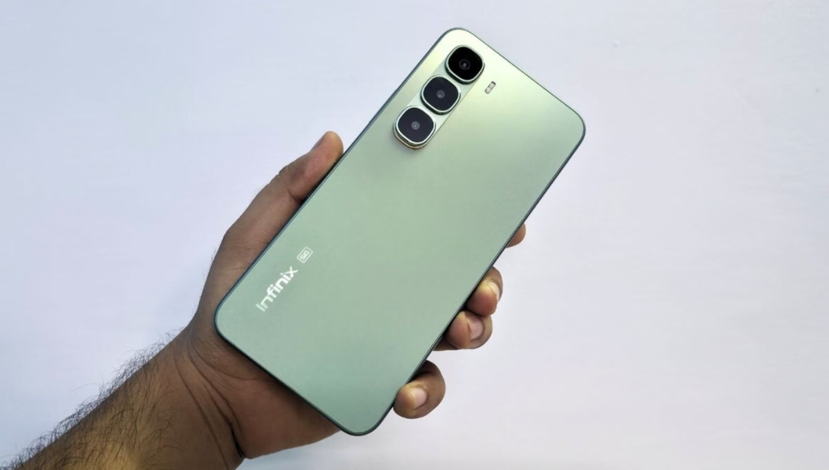 Infinix Hot 60: Unveiled 6.7-inch Display, Dimensity Chip and 50MP Camera at a Great Price