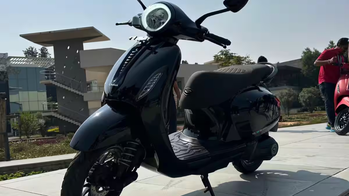 Bajaj Chetak EV with 62 kmph Top Speed, 3kWh Battery Features and Price Inside