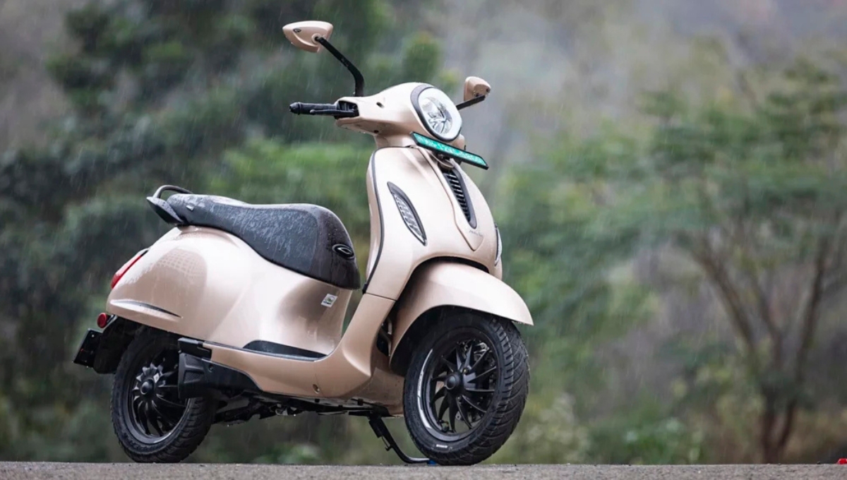 Bajaj Chetak Electric Scooter: Top Features and Price Starting from Rs1.23 Lakh