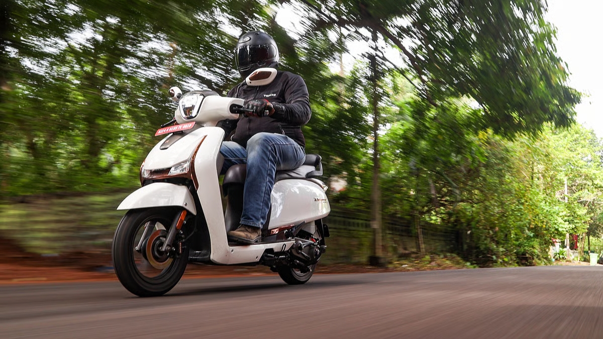 Hero Destini 125: Great Mileage, Digital Console and LED Lights at Just Rs 80,048
