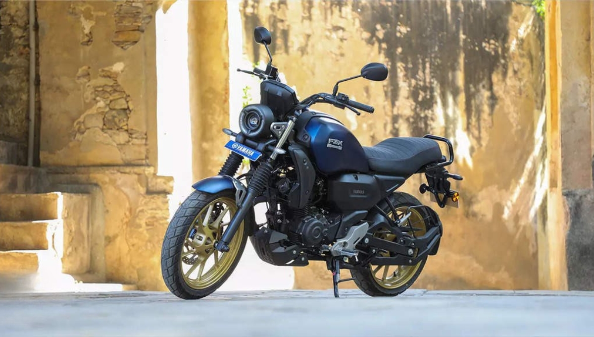 Yamaha FZ X, Powerful 149cc Engine, 55 kmpl Mileage and Smart App Support