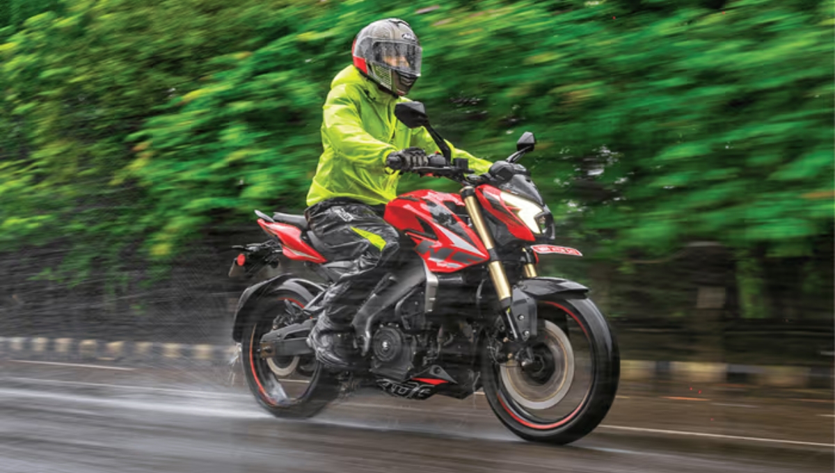 Bajaj Pulsar NS400Z, 2025 Powerful 39.4bhp Beast with Dual ABS, Know Price and Specs