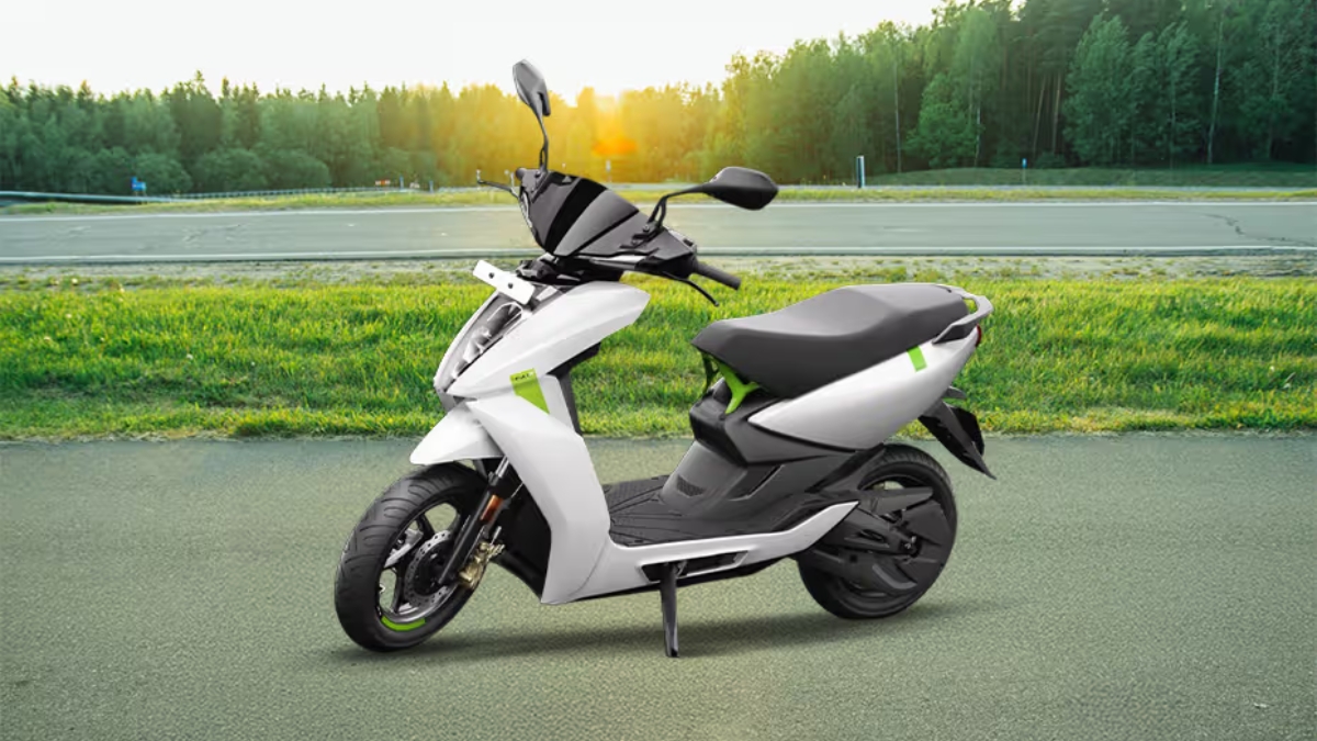 Ather 450S with 122km Range, 22L Storage, and Digital Display Launched at Rs1.30 Lakh
