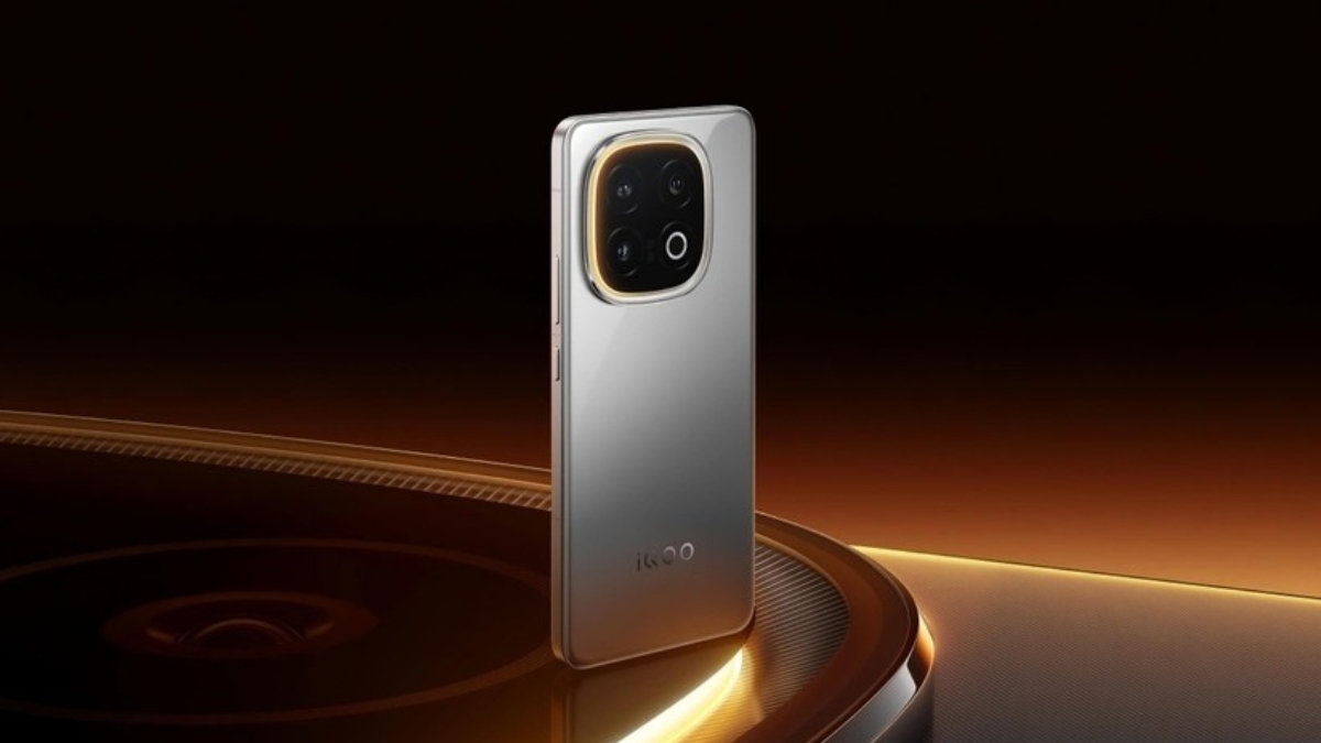 iQOO 13 with Snapdragon 8 Gen 3+, 50MP Triple Camera, 6000mAh Battery Price Starts at Rs 59,999